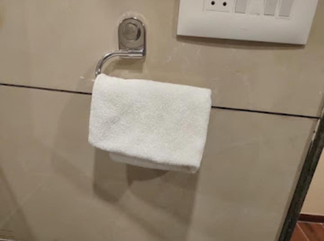 Hotel Fun Park Sanand Экстерьер фото